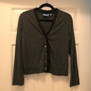 5/$20 Simply Vera by Vera Wang sweater/cardigan